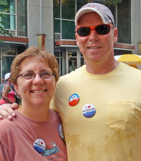 DNC attendees sporting iLoveMountains buttons