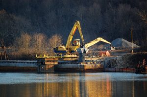 Coal ash is placed at a minefill site on the banks of the Monongahela River, a public drinking water source, in LaBelle, Pa. Photo by Lisa Graves-Marcucci, courtesy of Citizens Coal Council.