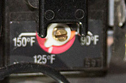 Slight turns of the dial adjust the tank’s temperature.