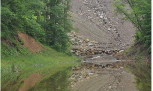 A valley fill beneath a mountaintop removal mine in eastern Kentucky. The Stream Protection Rule would have limited the practice. 