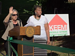 Mayor Rogero and Dorothy Ware on KEEM opening day. Image courtesy of City of Knoxville Office of Sustainability and Knoxville-Knox County Community Action Committee Housing & Energy