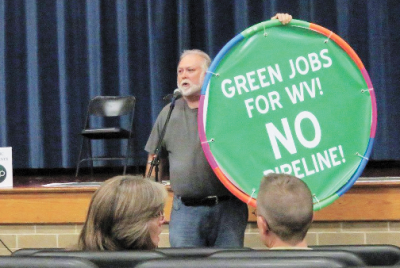 An opponent of the Atlantic Coast Pipeline at a public hearing in W. Va.