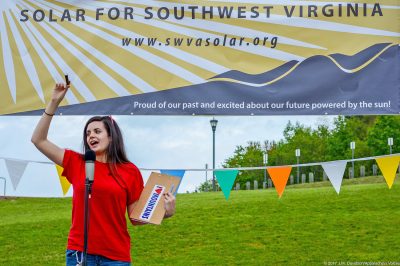 Our Southwest Virginia Solar VISTA Lydia Graves rallies the crowd at the Solar Fair.