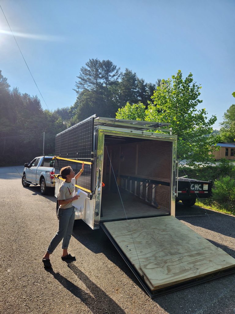In June 2025, ROAR received its solar-powered
trailer from Footprint Project, a natural disaster
recovery nonprofit. Photo by Matt Wallace