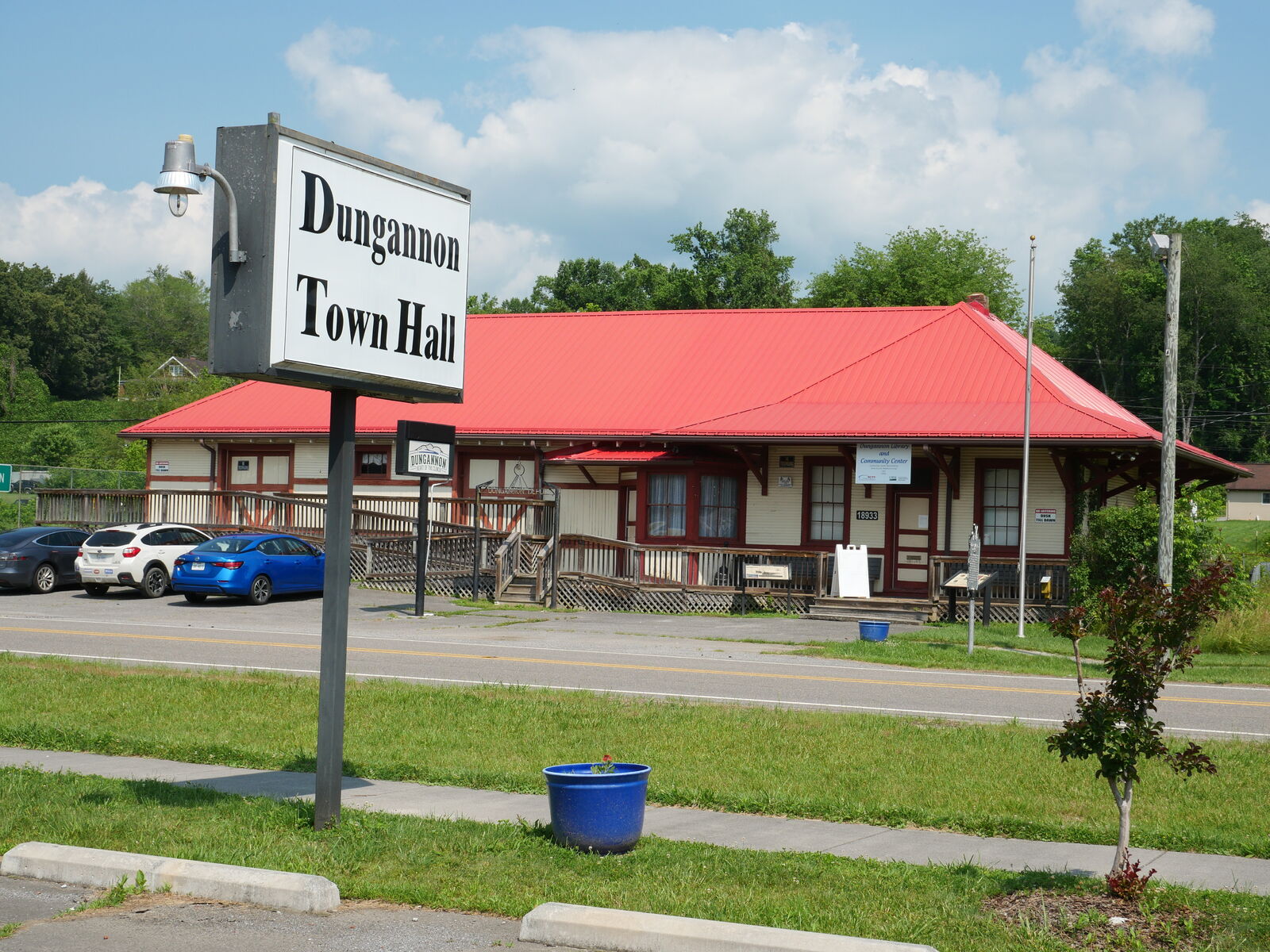 Appalachian Voices and Google collaborate to develop community resilience hubs in Southwest Virginia 