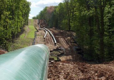 pipelines-fracking-main-400x256-1-landscape-4fc2f259e49fdf4e4212d452643dc587-nbkw9380gez1